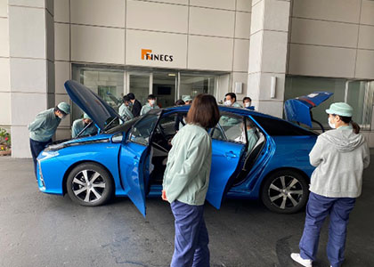 トヨタMIRAI(水素自動車)